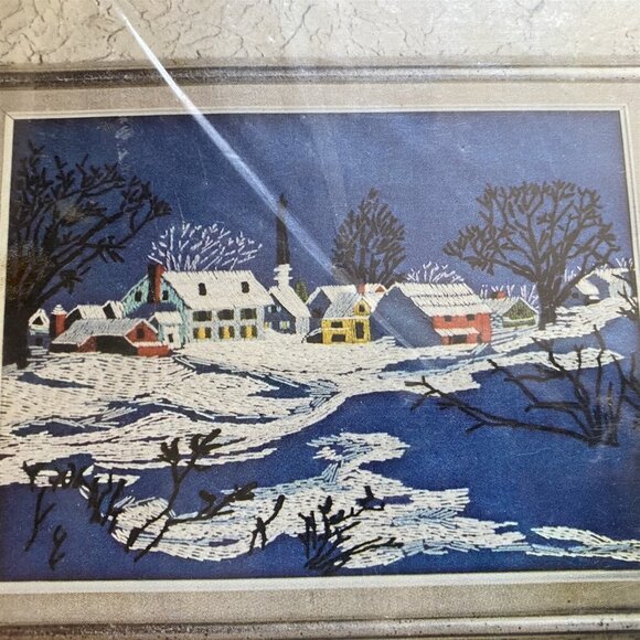 Vintage Avon Crewel Embroidery Kit New in Package Country Snowy Village - Picture 3 of 4